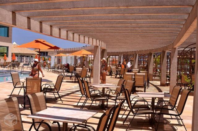 Thermas Lacqua Diroma Com Piscina De Ondas Gratis 24Horas Caldas Novas Exterior photo