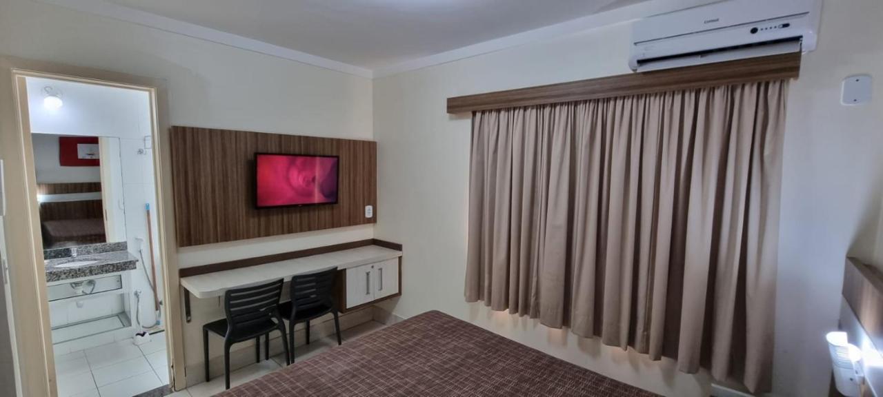 Thermas Lacqua Diroma Com Piscina De Ondas Gratis 24Horas Caldas Novas Exterior photo