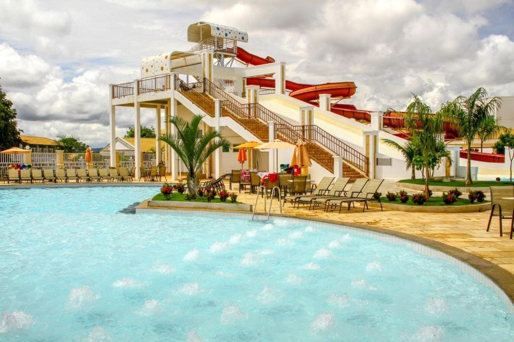 Thermas Lacqua Diroma Com Piscina De Ondas Gratis 24Horas Caldas Novas Exterior photo
