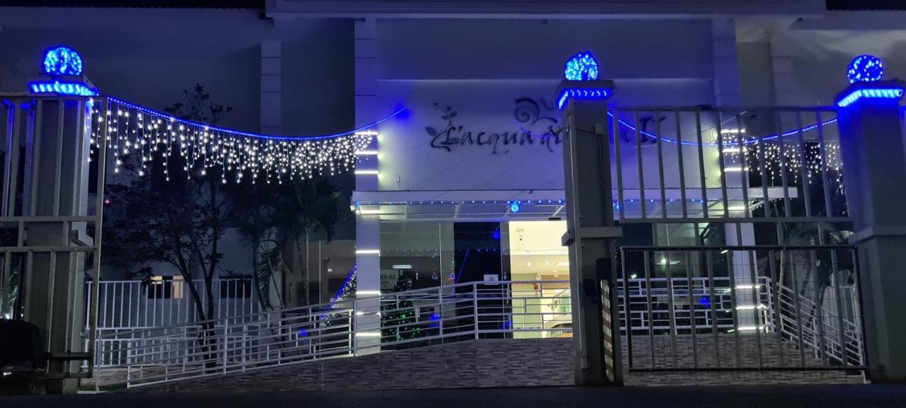 Thermas Lacqua Diroma Com Piscina De Ondas Gratis 24Horas Caldas Novas Exterior photo