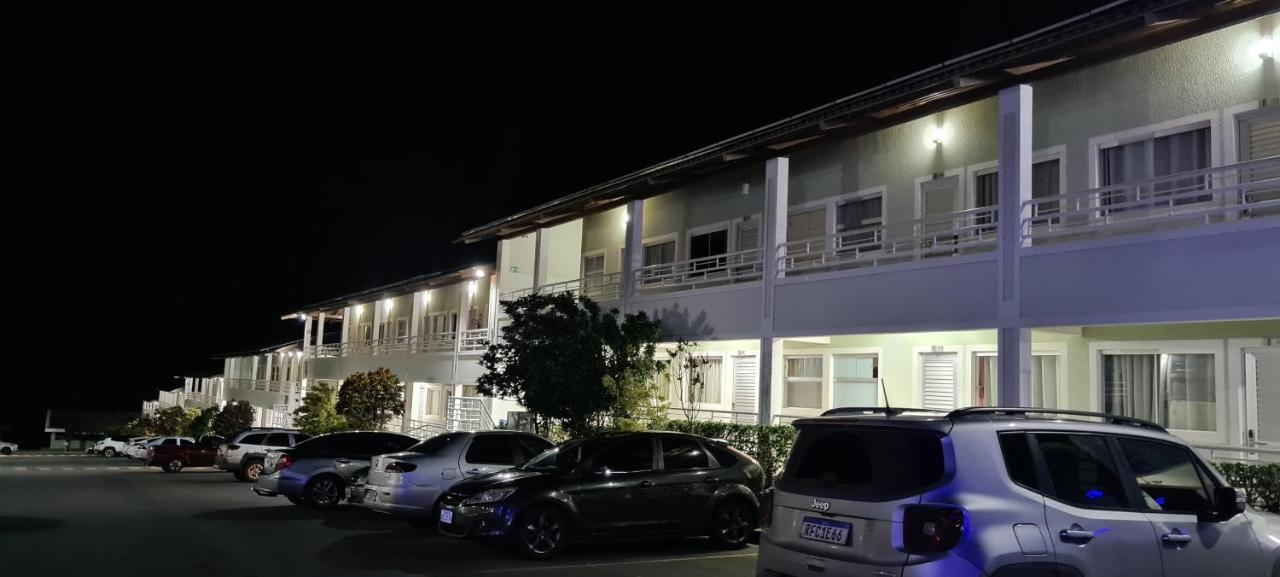 Thermas Lacqua Diroma Com Piscina De Ondas Gratis 24Horas Caldas Novas Exterior photo